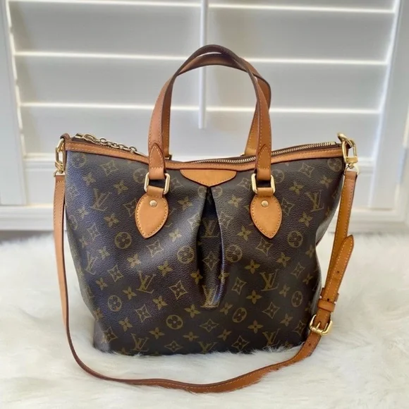 ❤️ Louis Vuitton Palermo PM Bag - Picture 1 of 17